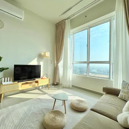 Melaka Straits Sea View 2R2B 5 Pax 1 Parking Apartment Exterior photo