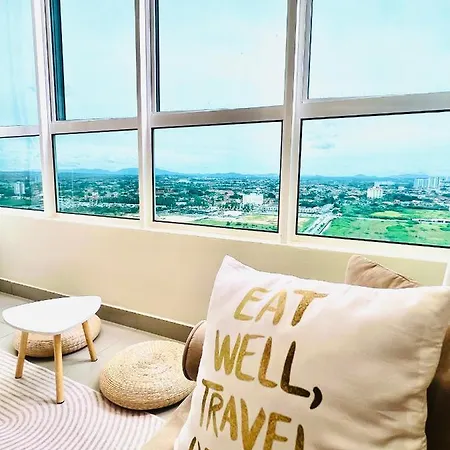 Melaka Straits Sea View 2R2B 5 Pax 1 Parking Apartment Exterior photo